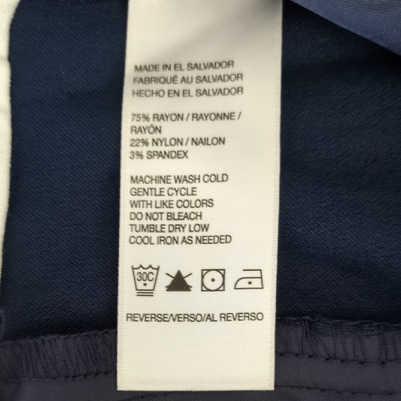 Izod Women's Navy Blue Stretch Dress Pants Size 12 NWT - Picture 3 of 16